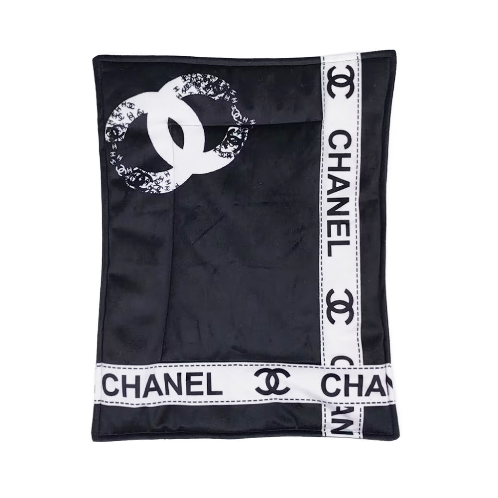 Chewnel Cozy Winter Blanket