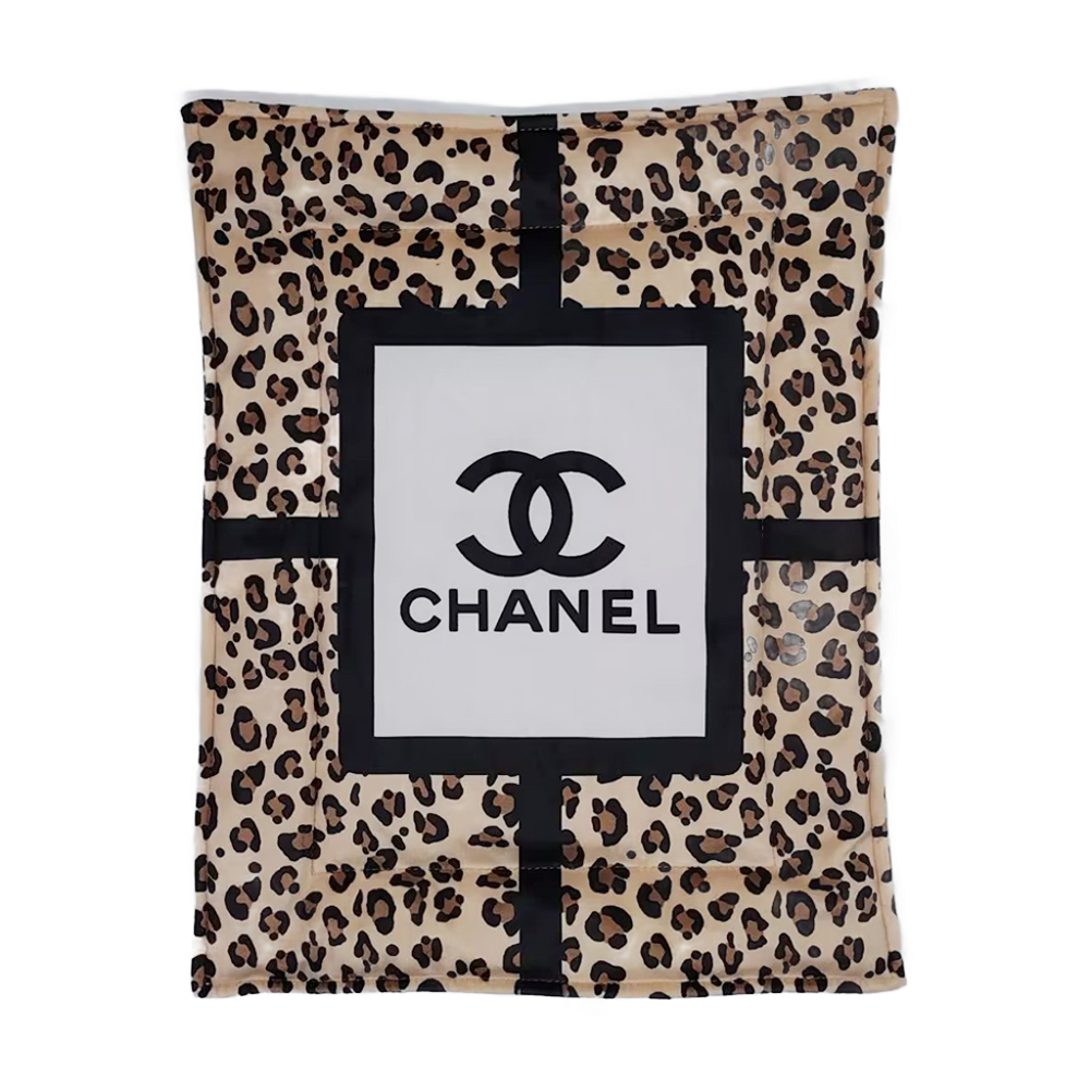 Chewnel Cozy Winter Blanket